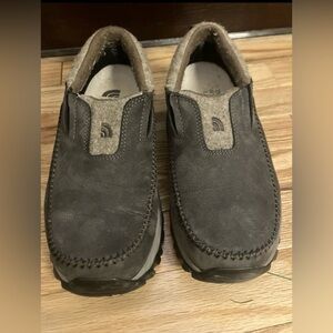 North Face Women’s Shoes Size 8